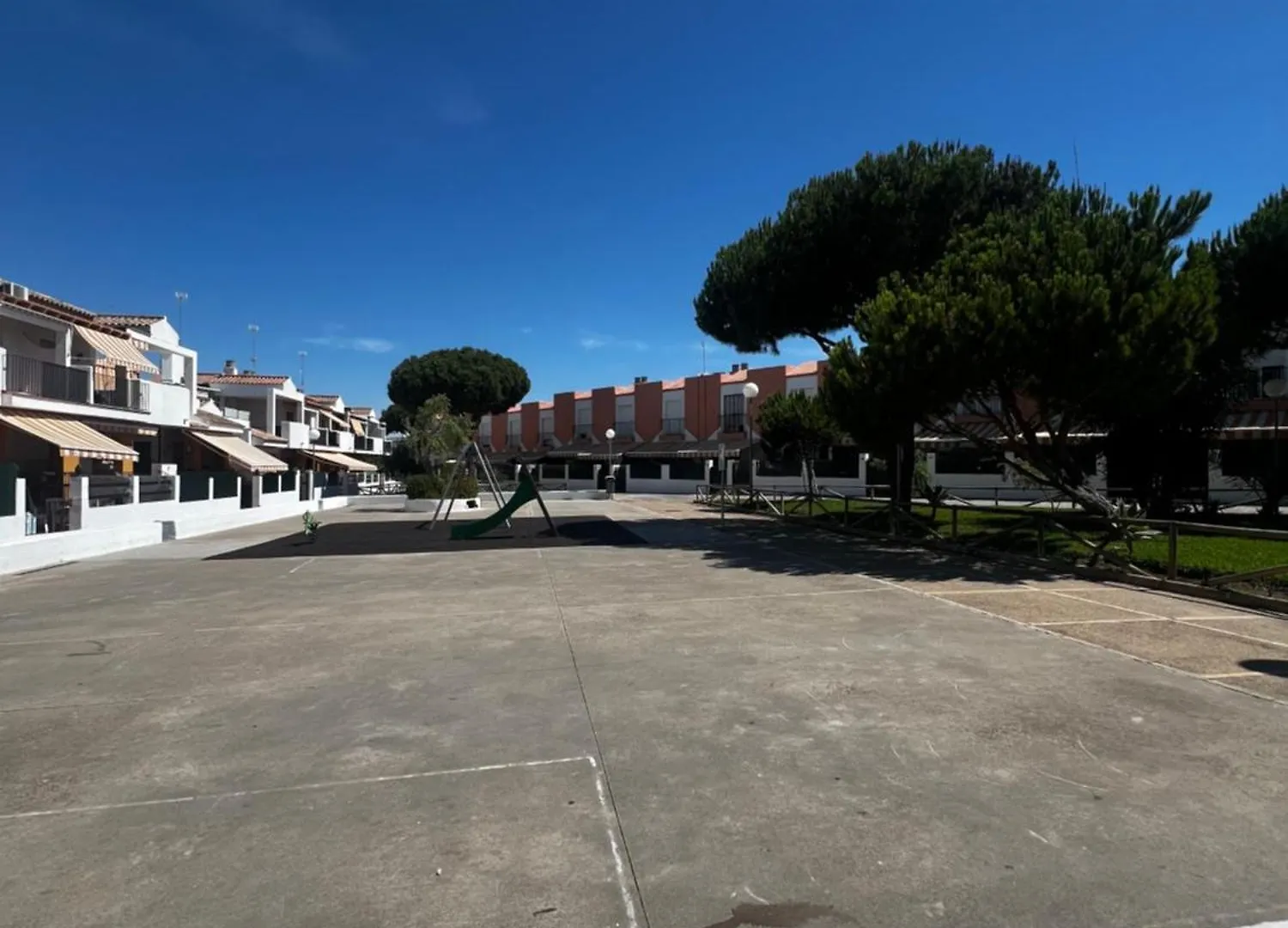 Casa 3 Dormitorios La Barrosa Chiclana de la Frontera Apartment
